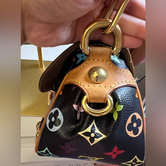 Louis Vuitton Takashi Marilyn Hand Bag - Picture 10 of 17